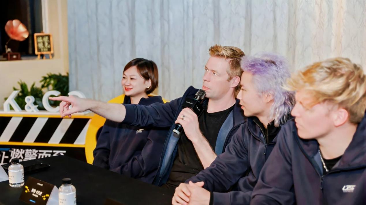 新领克 03 + 性能进阶版，把 “速度与诗意” 焊在驾驶里