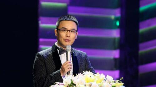 央视著名主持人张羽：工作零失误，当红时离职去当名企副总裁