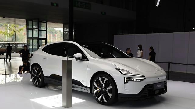 2025款极星Polestar4官图发布，两种驱动电机可选，智驾更出众