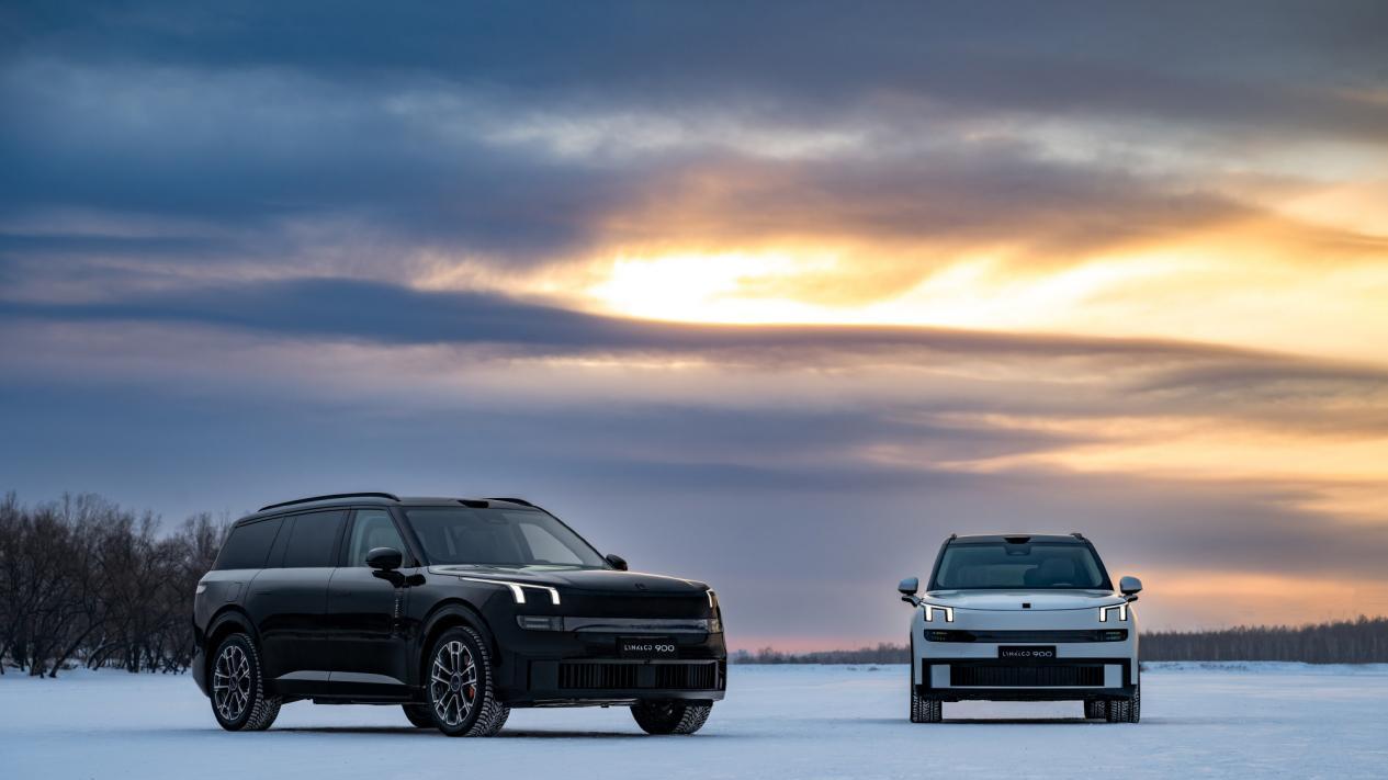 十月销量高涨7048台，领克900让每位家人都能享受移动好生活