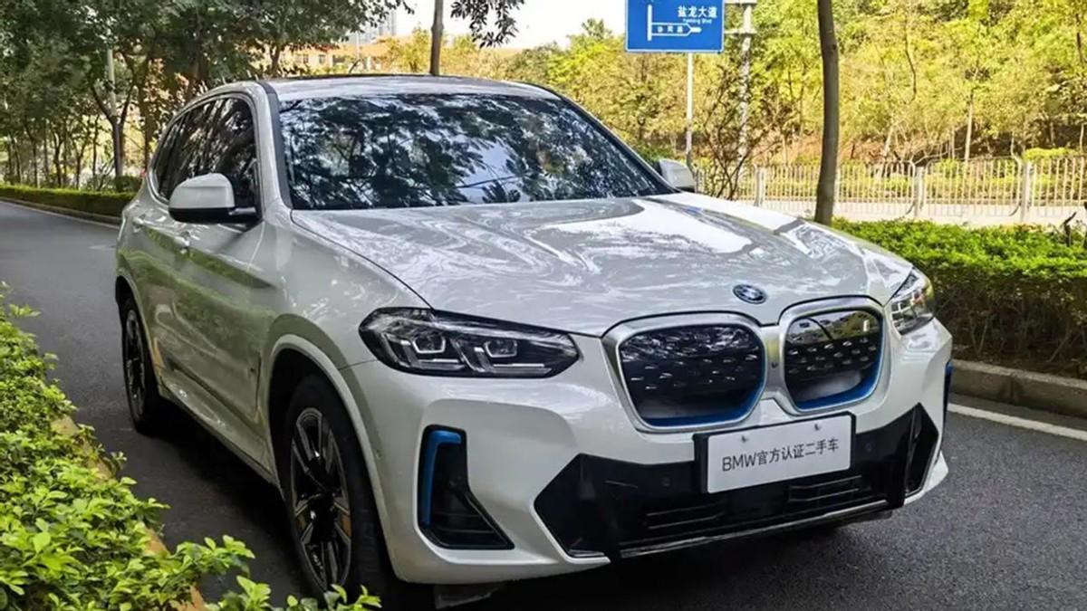 只要15万！这3款豪华中型SUV随便选，还买国产车？