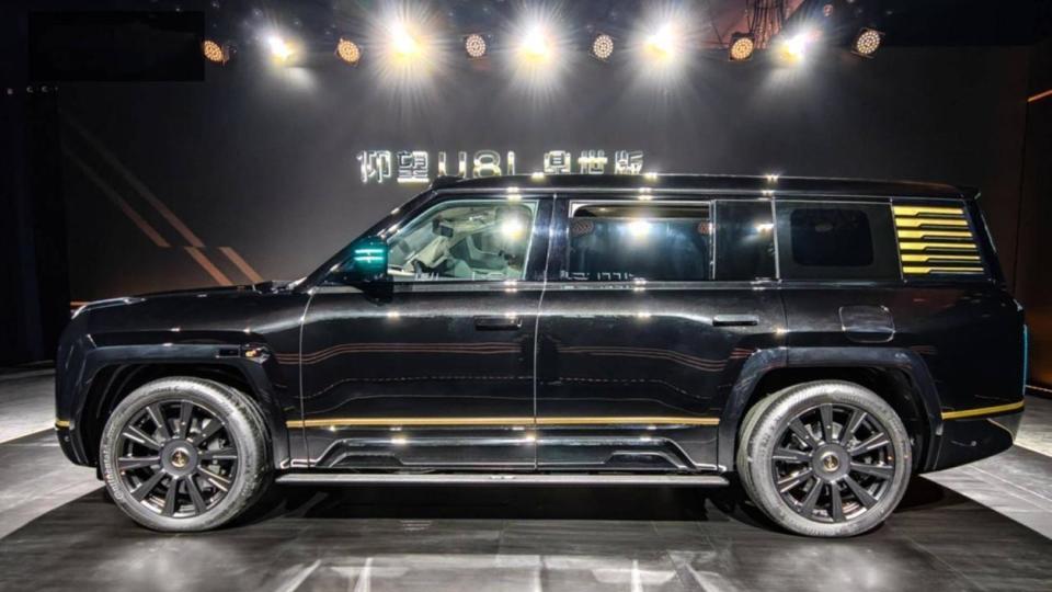 售价128万元起，仰望U8L鼎世版重磅上市，安全再上新高度