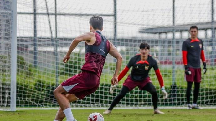 中超领头羊开启争冠冲刺 3名U22国脚缺阵队长低调表态