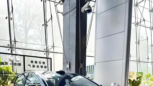 丰田bZ5：一款时尚智能安全的中型纯电SUV