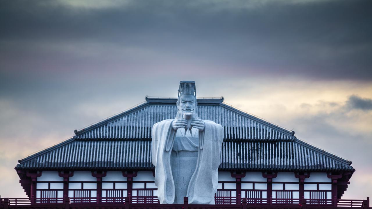 中华老祖宗的理论体系为何容易崩盘？“不合逻辑”是硬伤