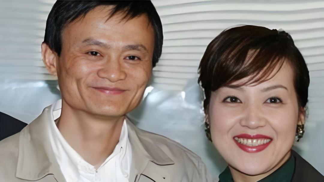 花1.8亿买下伦敦豪宅，马云的“后勤部长”，妻子张瑛是个怎样的人？