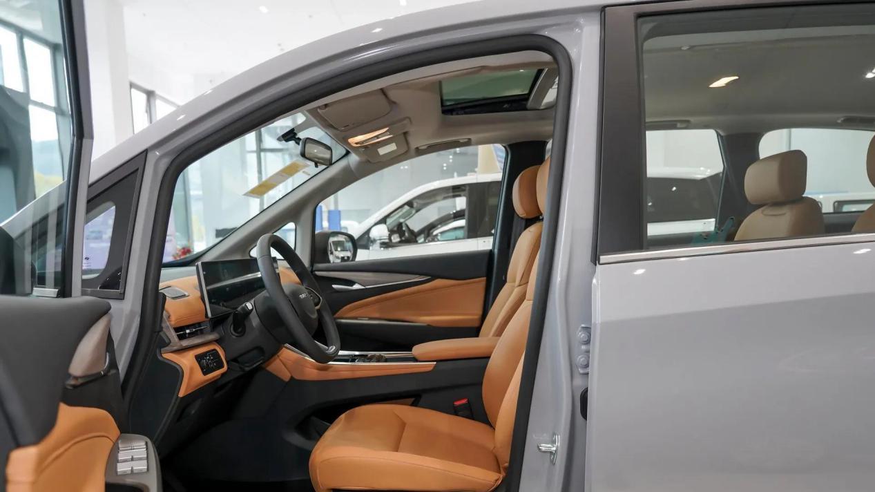 8.68万起售，上汽大通G50 MAX豪华版能否卷出新高度？