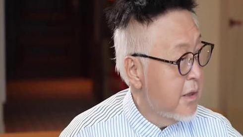 83岁蔡澜自曝钱太多花不完，无子女继承，收藏品送人字画收入捐掉