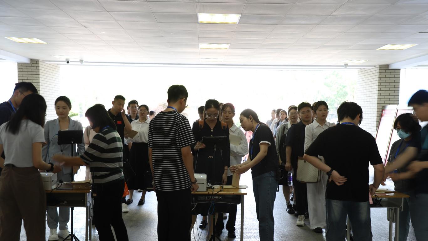 以标准化之力，驱动招考新场景