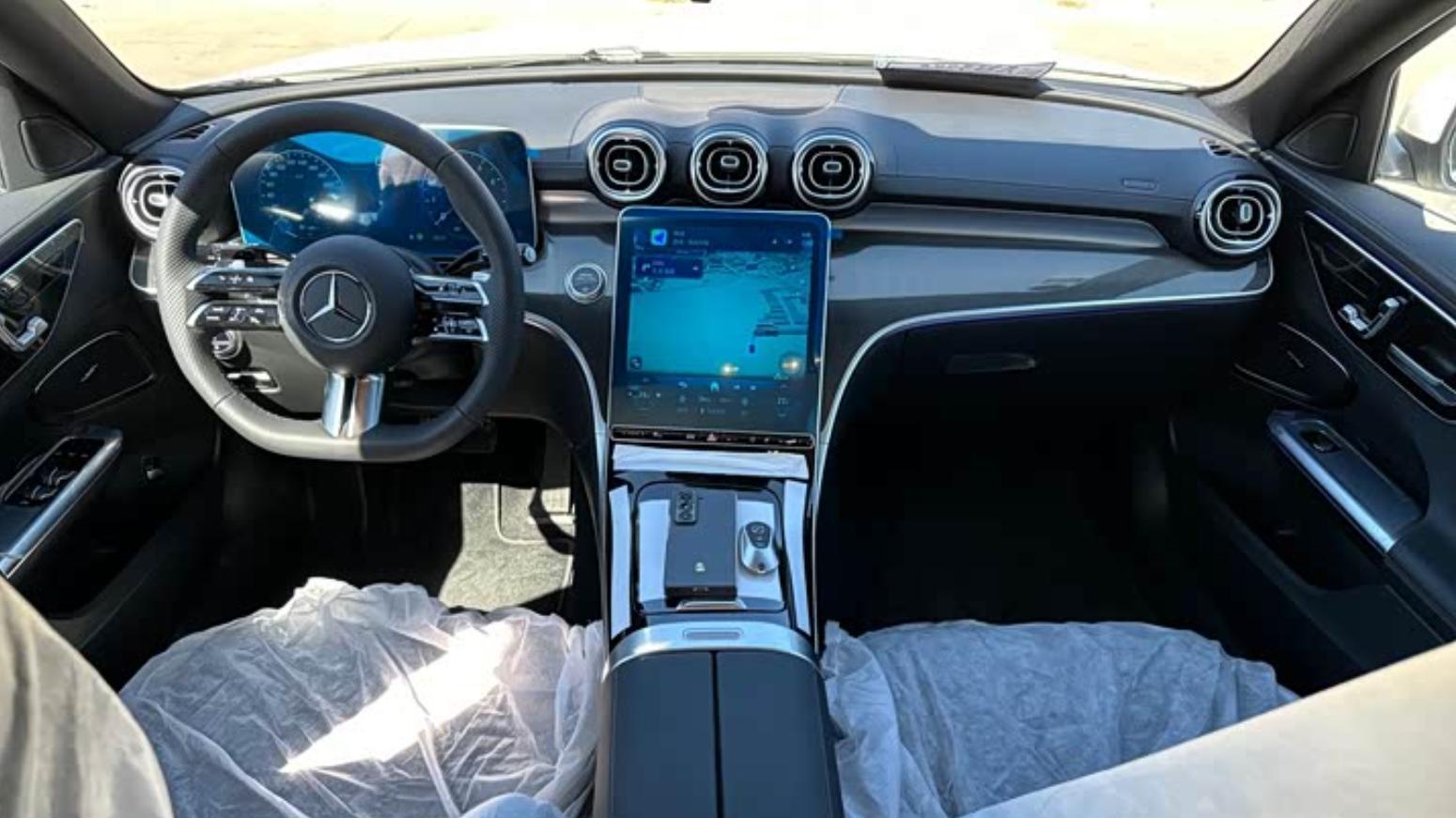 奔驰C级：我都跌到22.18万了，真降不动了