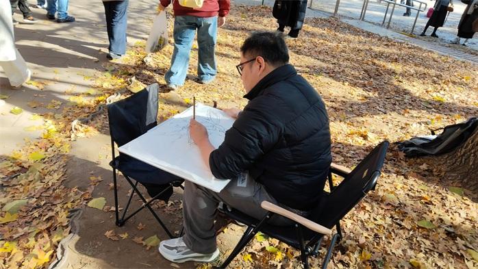 《书画里的中国》第三季直播：郭林吉地坛公园写生，笔墨定格初冬