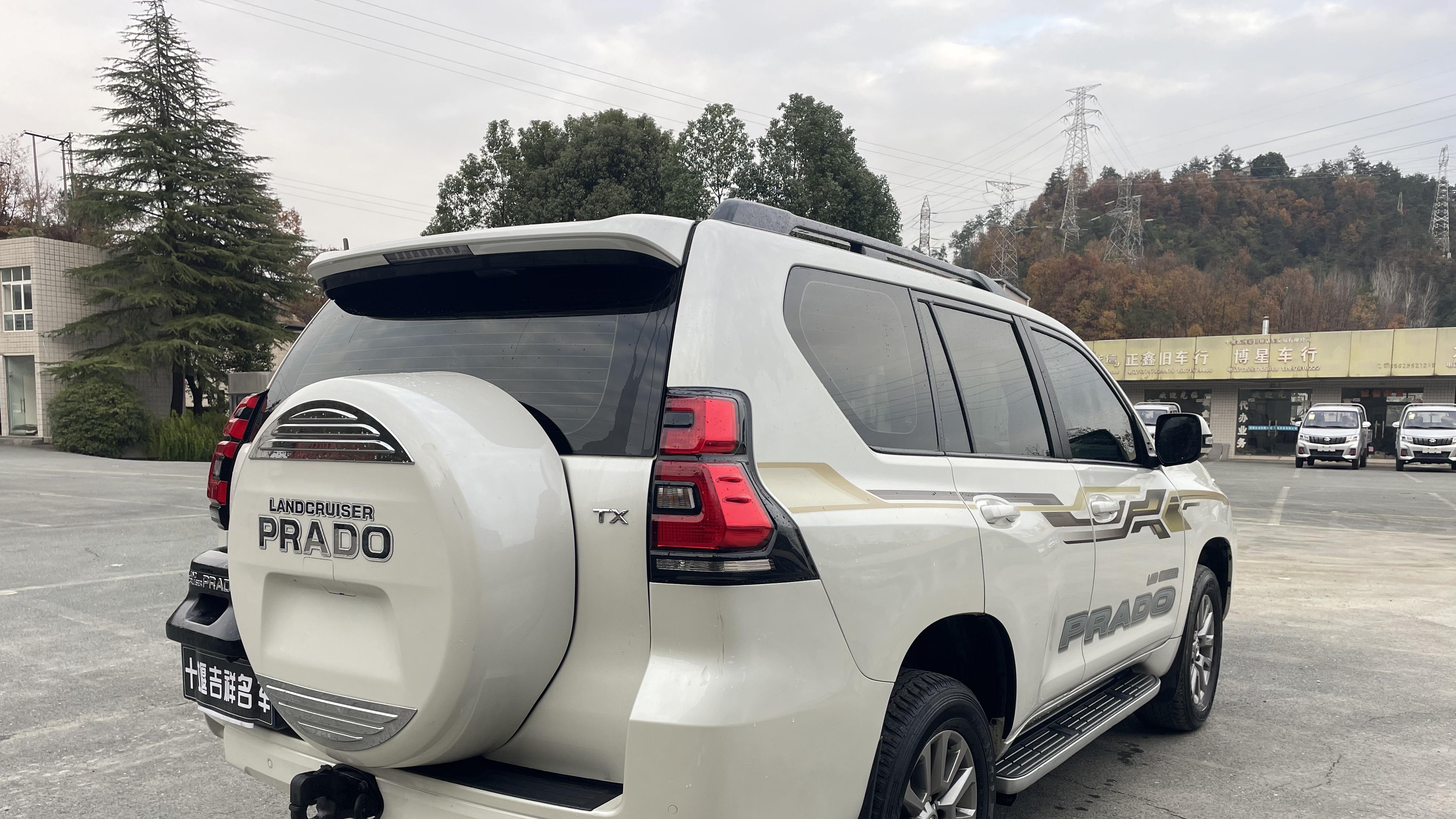 31万预算，2018款丰田普拉多，带你翻山越岭，诗和远方说走就走！