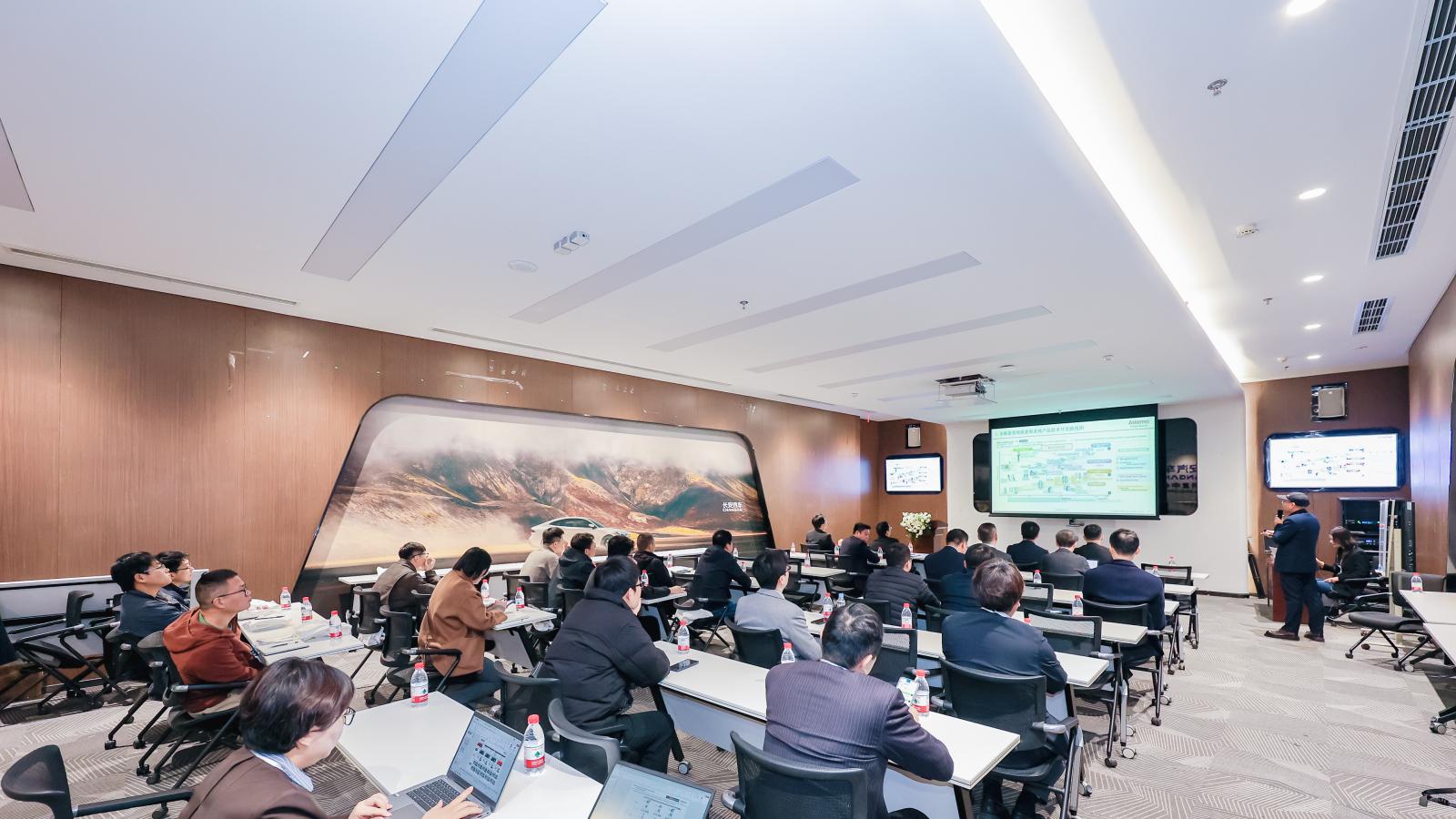 共创移动出行的美好未来｜长安汽车-安斯泰莫技术展成功举办