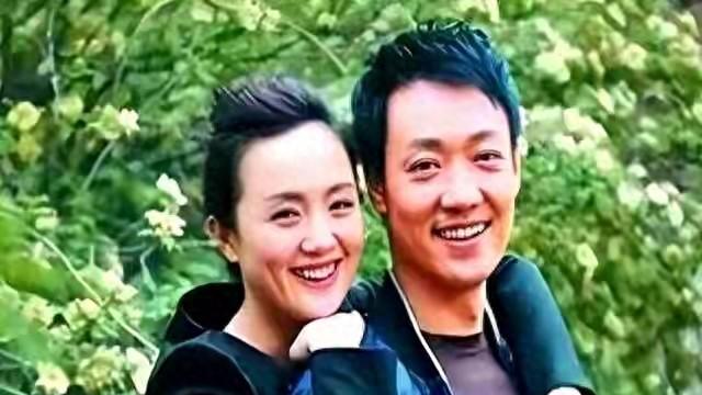 朱媛媛去世5个月，辛柏青首露正面照，精气神没了，像老了十几岁