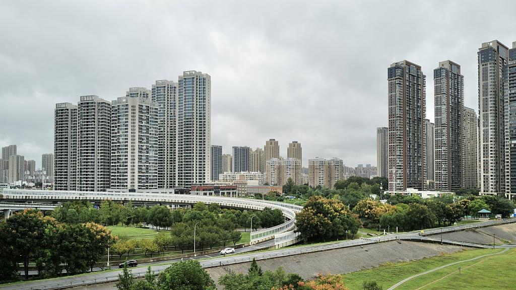 蝴蝶大乐透25128期分析，本期的大遗漏应该有1个号码，可以斟酌考虑