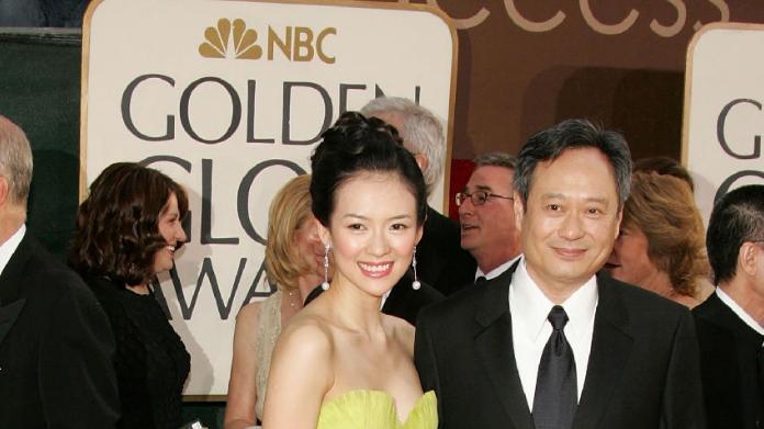 森林北汪峰突现新疆，怀孕风波愈演愈烈，名下公司还增母婴类商标