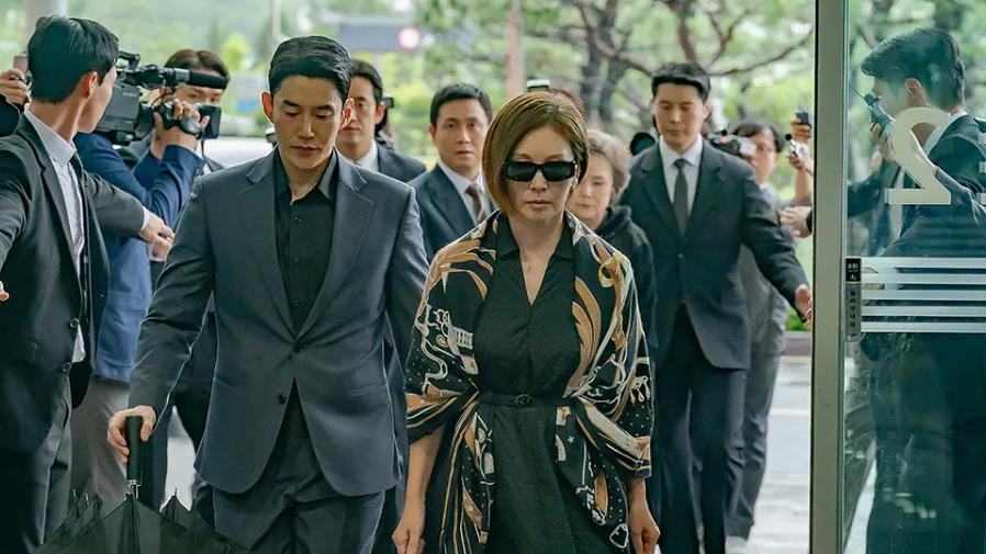 熬夜追不够看的4部韩剧，每一部都是经典，哪部是你熬夜追的？