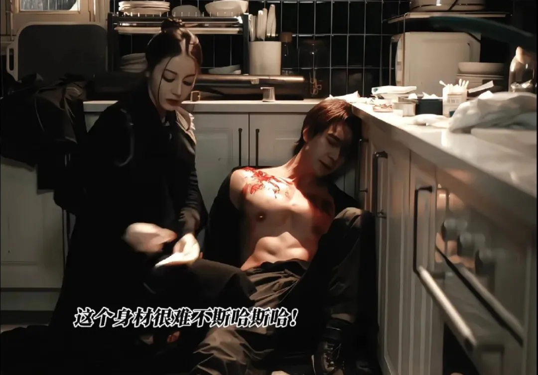 男演员的身材管理有多重要！看《枭起青壤》热巴给陈星旭撕衣上药那一刻我明白了