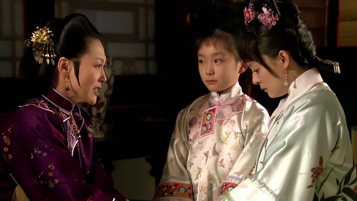 浣碧至死不知：甄嬛为了防止她与果郡王圆房，送嫁时设下3道障碍