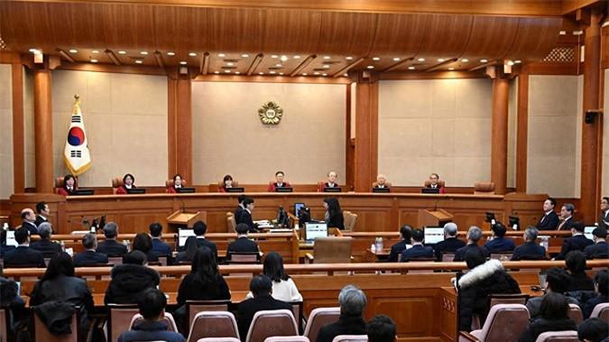 权力游戏：尹锡悦归来，李在明危局——韩国政坛风云再起？