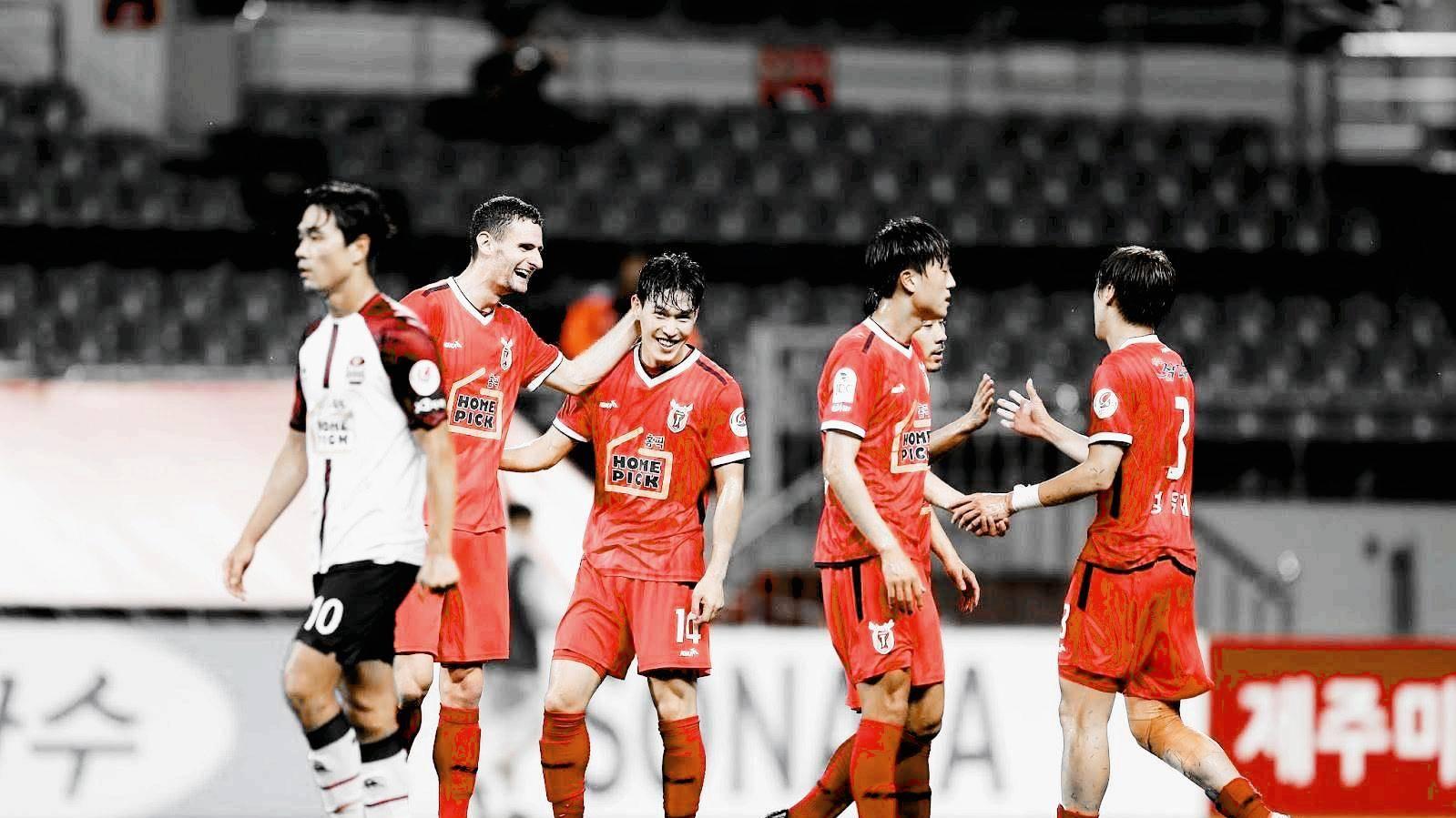 安养FC VS 济州SK 保级卡位战解析：主场优势能否打破僵局？