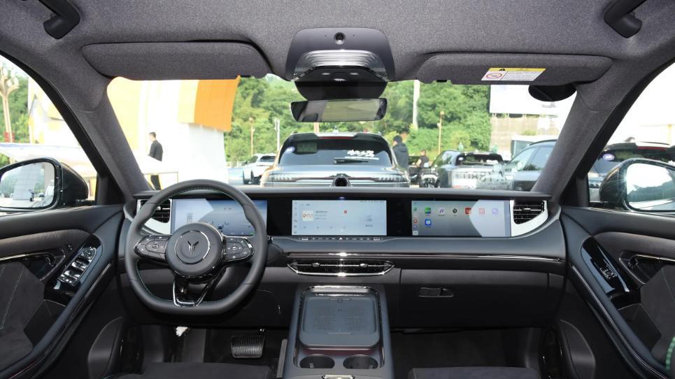 纯电续航318km，22.89万元起售，岚图FREE 318够硬核吗？