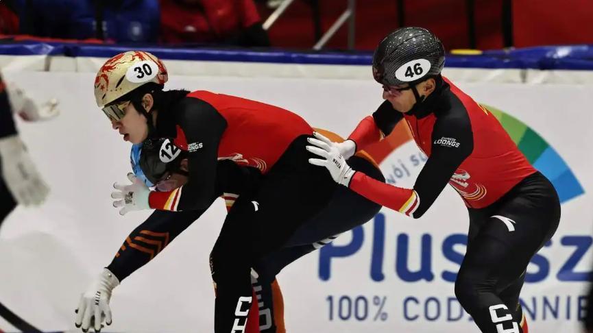 0金尴尬收场！男接力关键失误引爆争议，中国队竞争力真下滑了？