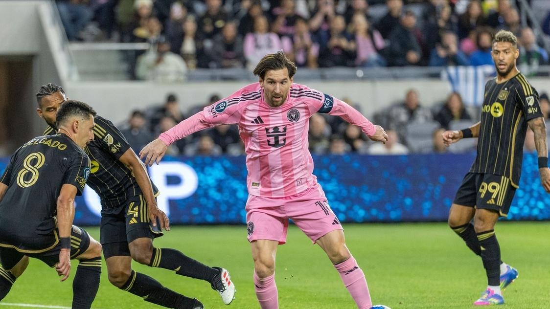 梅西踢满全场，丢失球权28次，迈阿密国际客场0-1不敌洛杉矶FC