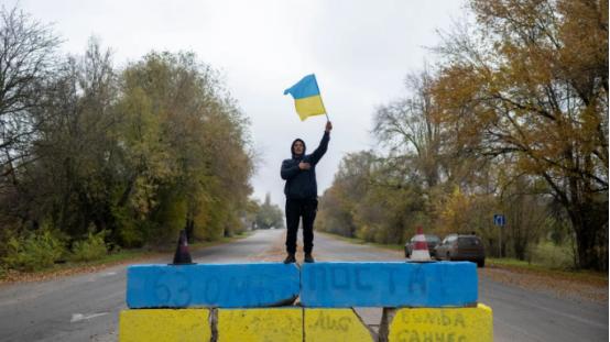 俄称总统官邸遭袭；欧洲警告小泽与川普会谈“不要走得太远”