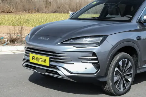 深蓝S07与比亚迪宋PLUS：15万级中型SUV该怎么选？