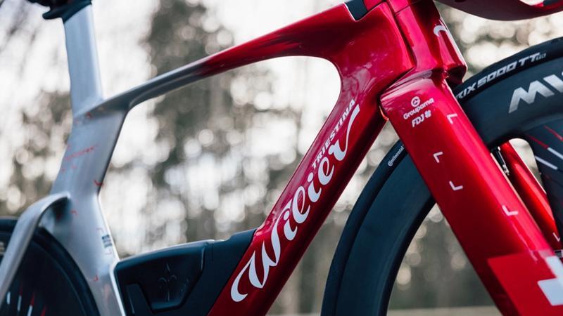 车手战车：瑞士国家冠军的定制涂装Wilier Supersonica SLR