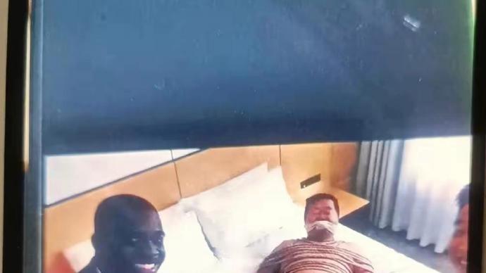 太炸裂了，绑架蓝战非的那个人出来自首了？