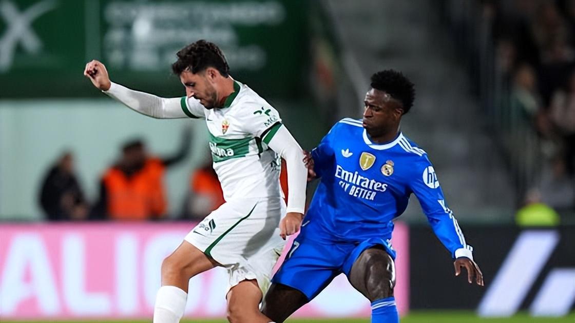 伯纳乌“冷锋”：阿尔特塔的策略调整，皇马战平埃尔切，维尼修斯替补引热议