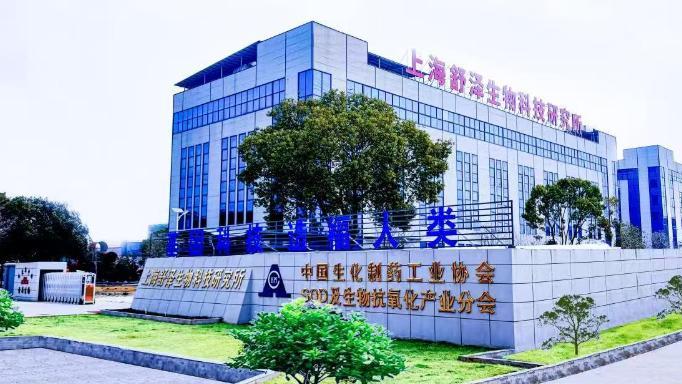 中国科学家楼秀余当选英国皇家医学会院士