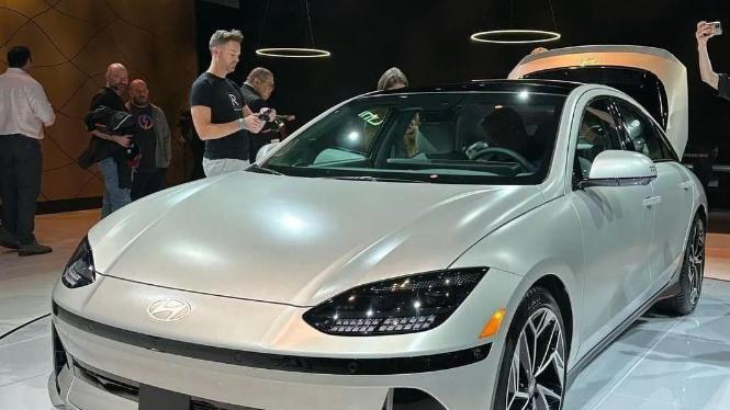 现代要翻身了！全新现代IONIQ6来了，续航超600km，或20万起