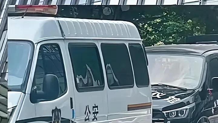 湖北准新郎加班18天猝死 婚礼前7天生命定格