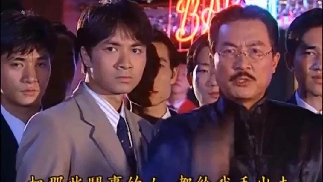 《情深深雨濛濛》：被7个小混混拖走的梦萍死都不知，为何自己第一次去就被qiang