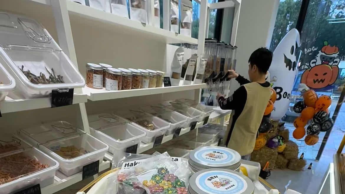 过期食物的温情，健康隐患的陷阱，父母的爱，我们该如何解读？
