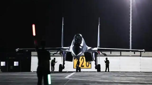 中国造了300架歼-16，战力远超歼-10C，为啥一架都没外销？