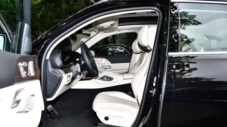 不妥协的豪华中大型SUV，气场胜过宝马X5，一文告你如何选