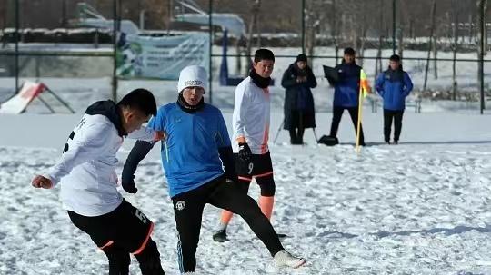 冰雪为卷 足球为墨——首届黑龙江省雪地足球超级联赛2025-2026冰雪季启幕，跨境交融与南北联动绘