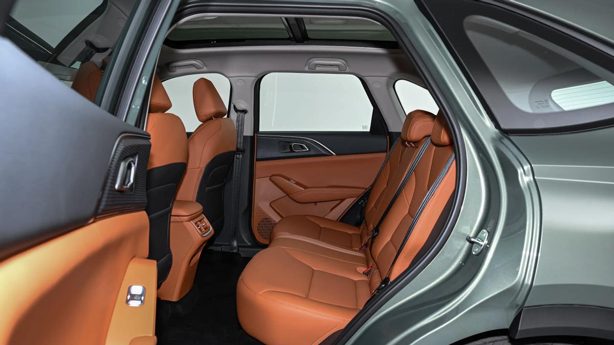 真没掉队！全新哈弗H6L来了，配2.0T+9DCT动力，有啥看点？