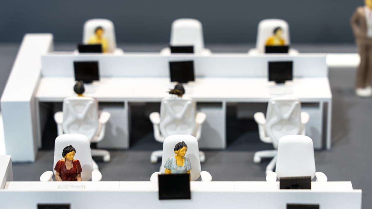 不拼关系，普通人三年拿下中级职称的可复制路径