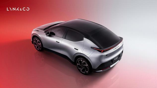 “外银内红”的潮流设计，领克Z20曜红版这波配色直接封神！