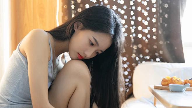 早婚还是晚婚？八字里藏着你的婚姻时刻表，这两个命理信号一看便知！