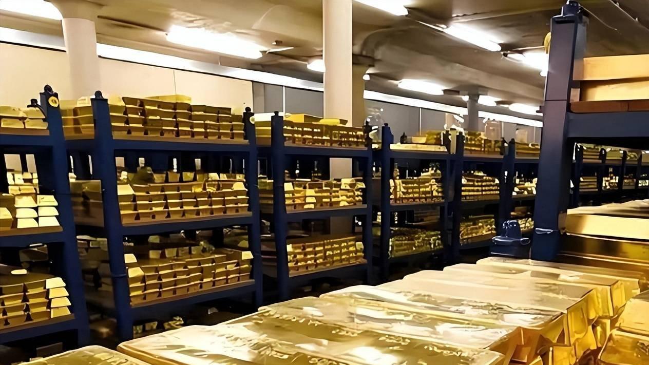眼看中国决不妥协，36万亿美债还不上，特朗普决定铤而走险