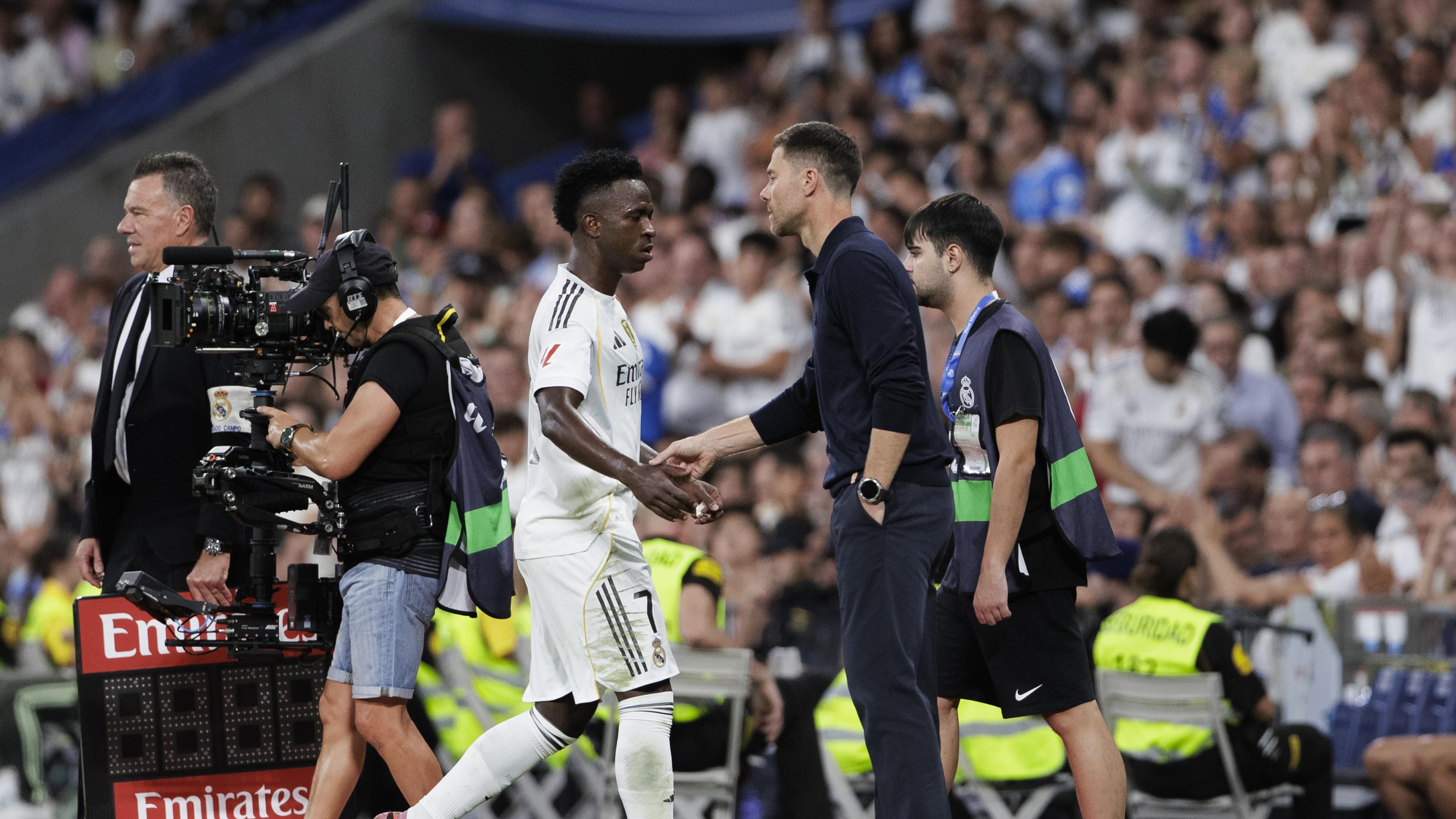 皇马追求和谐氛围初见成效，阿隆索和维尼修斯关系改善很大