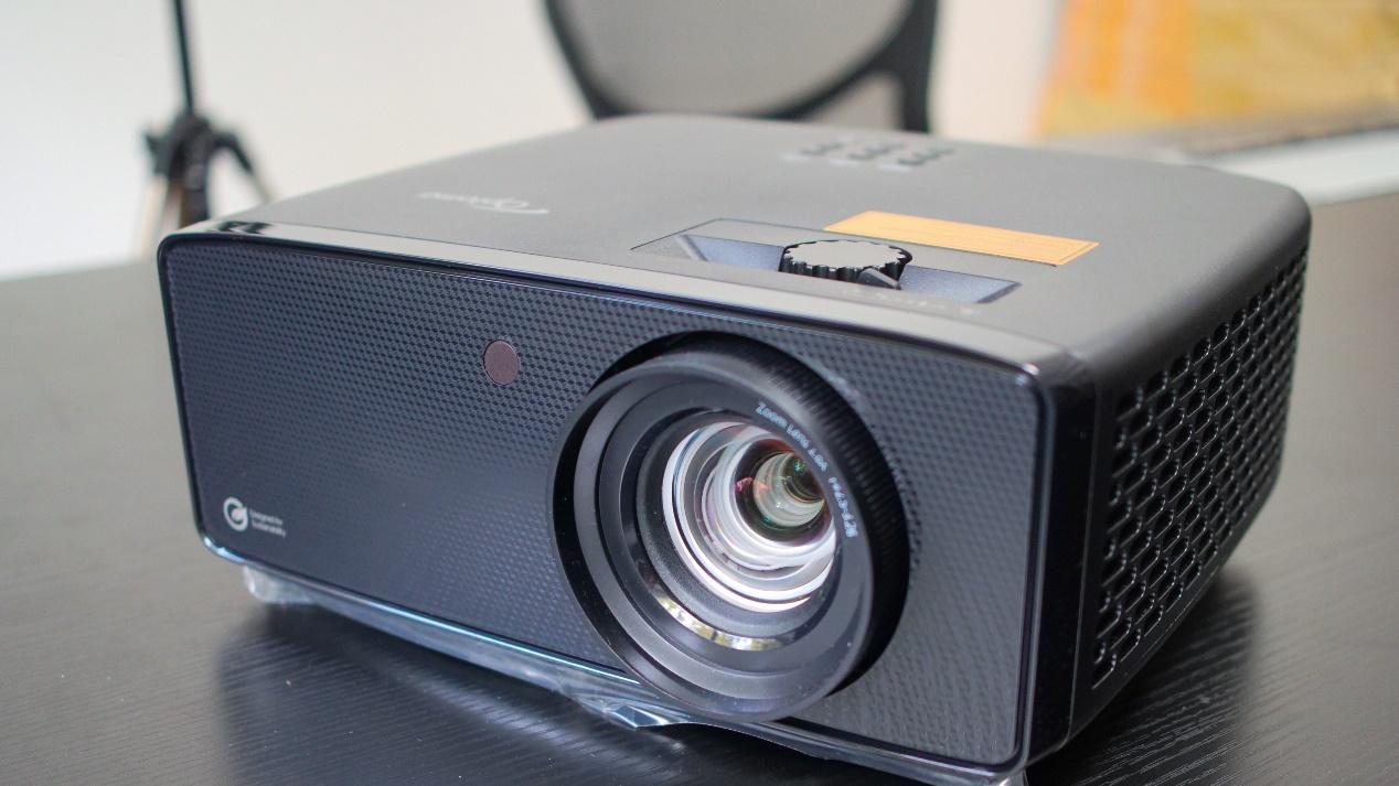 4K双色激光的精彩视界——奥图码UHZ768深度体验