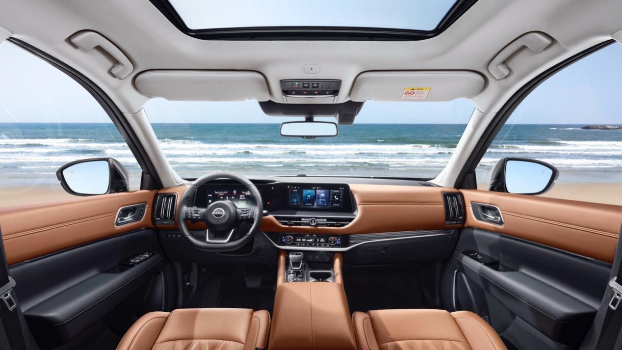 建议多孩家庭开的两款车，采用2+3+2座椅布局，舒适安全动力强