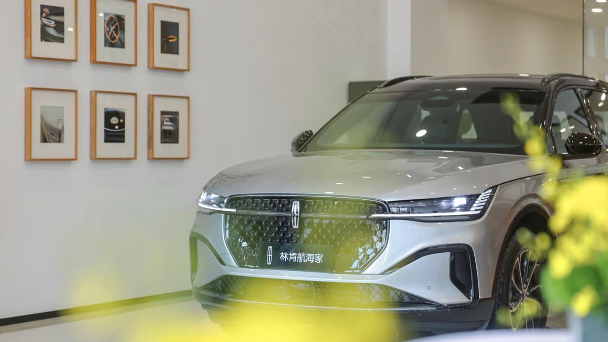 林肯的厂商共生：深度绑定构建抵御市场风险的“共同体”